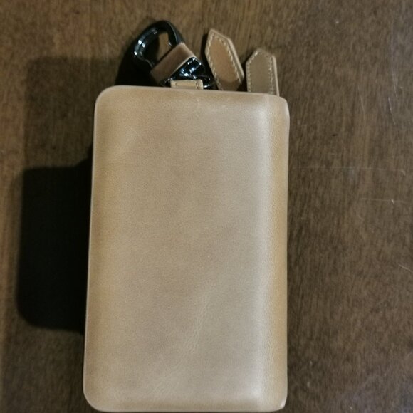 🦋3/$20 Camel w/ Gunmetal Leather Key Fob Case #218 - Picture 4 of 8